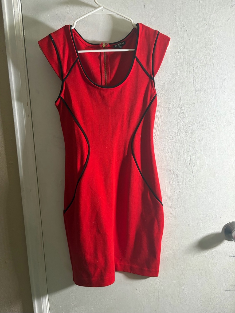 Express Red Cap Sleeve Bodycon Dress with Black Piping